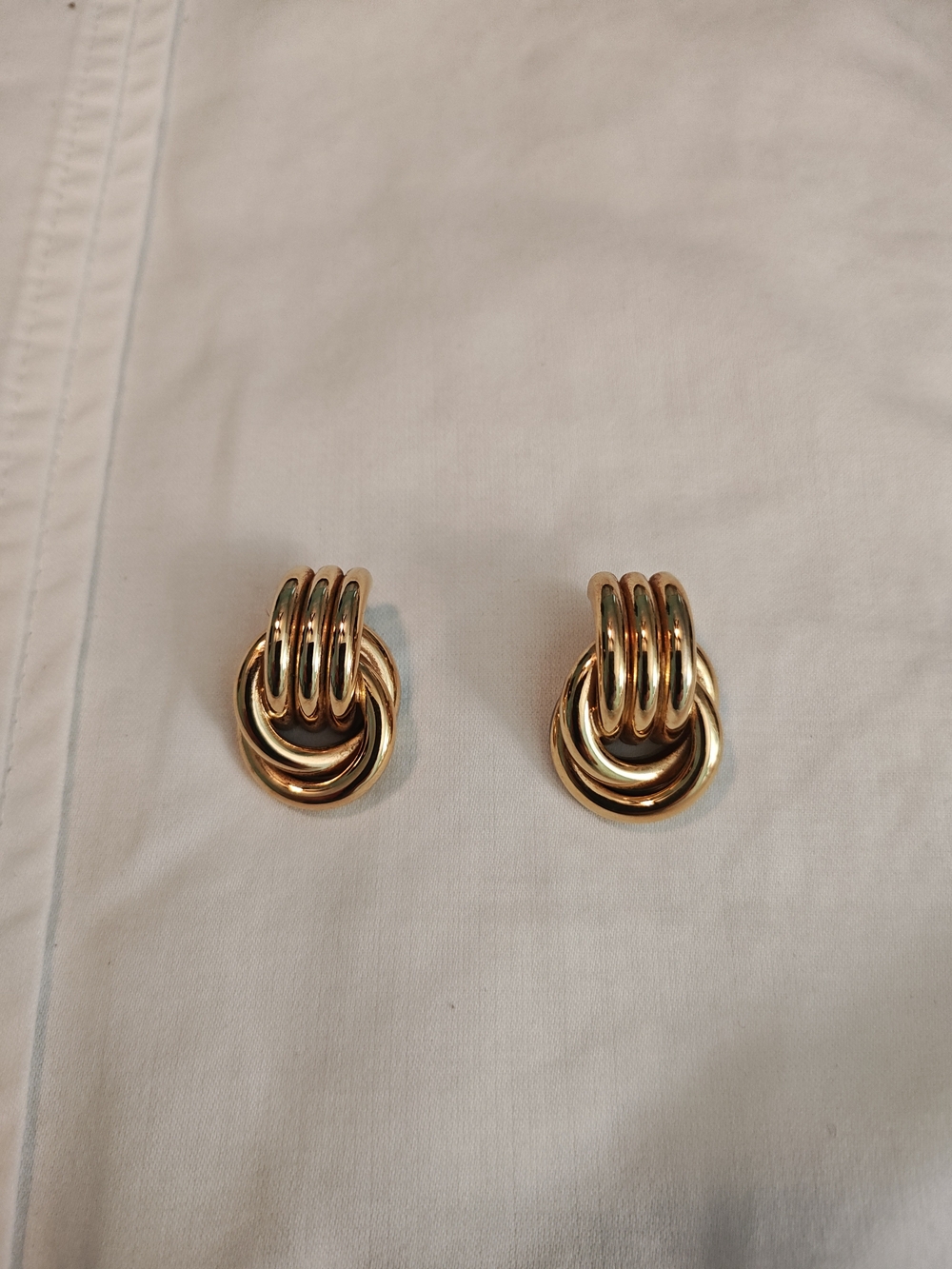 Classic Gold Linked Hoop Stud Earrings - Women Jewelry